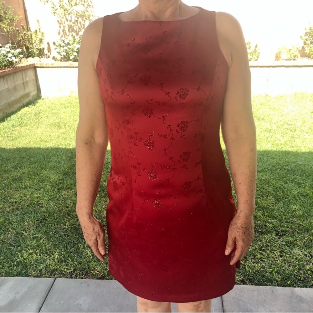 Elegant Red Floral Dress